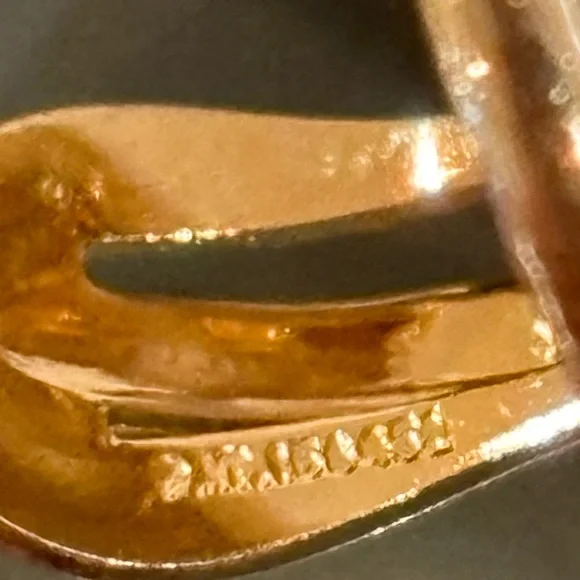 Vintage Ciro Enamel Clip-On Earrings โ Signed & Patent Stamped - Picture 10 of 10